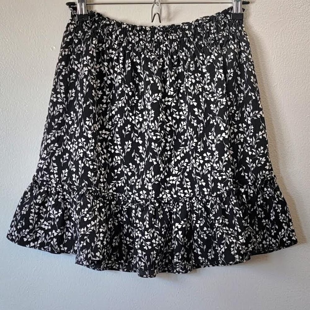 LC Lauren Conrad Skirt | Size M - Picture 2 of 3